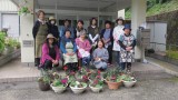 令和４年１０月１５日（土）１０：００～１１：３０芋井公民館で 秋の寄せ植え「ガーデニング講座」を開催しました。