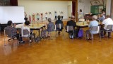 令和８年７月１７日（金）１０：００～１３：００　芋井交流センター（旧芋井公民館）にて 「芋井保育園･芋井小学校･ひとり暮らし高齢者」交流会が開催されました。 芋井保育園のかわいらしい発表 &nbsp; 芋井小学校の発表と...